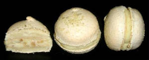 COOKIE/macarons_anise_pastis_bl.JPG