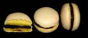 COOKIE/macarons_passion_cocoa_bl.JPG