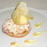 DESSERTS/pear_feuilletine_5.JPG