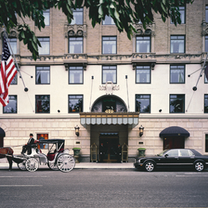 FOTOS_Restos/resume_ritzcarlton.jpg FOTOS_Restos/resume_ritzcarlton.jpg