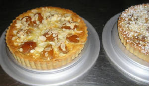 GATEAUX/pear_clafoutis_1.JPG