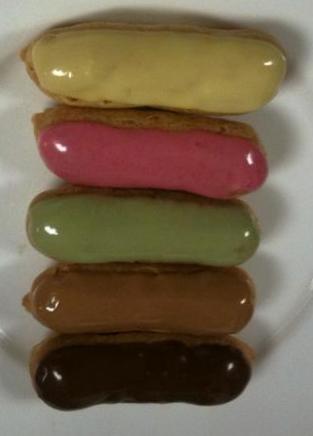 GATEAUX/CINQ_ECLAIRS.JPG