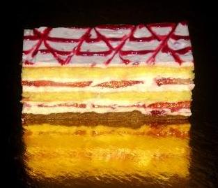 GATEAUX/shortcake_strawberry_goldfont.JPG