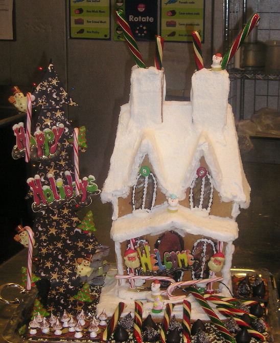 HOLIDAYS/Ginger_Bread_special_Amenity_121105.jpg