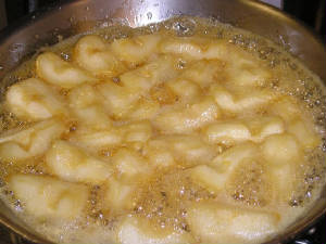 STEPbySTEP/pear_clafoutis_pears_4.JPG