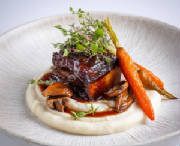 VIANDES/meat_beef_rib_redwineglaze_trufflespotatoepuree_.jpg
