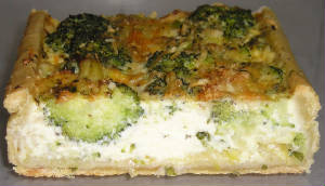 ZEGATO_quiches/quiche_poireaux_brocolis_tranche.JPG