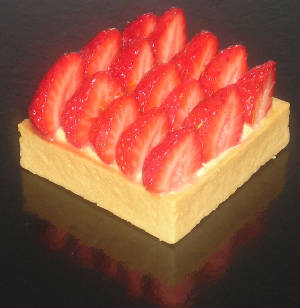 ZEGATO_tartes/tarte_fraise_ganache_pistache.JPG