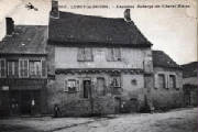 glossary_a/auberge_cheval_blanc.jpg glossary_a/auberge_cheval_blanc.jpg