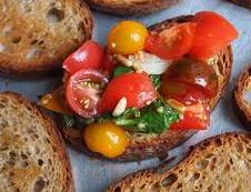 glossary_b/brushetta_tomato_heirloom.jpg